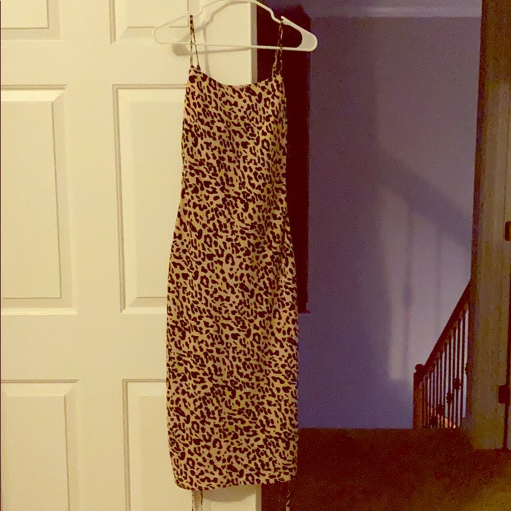 Leopard midi dress